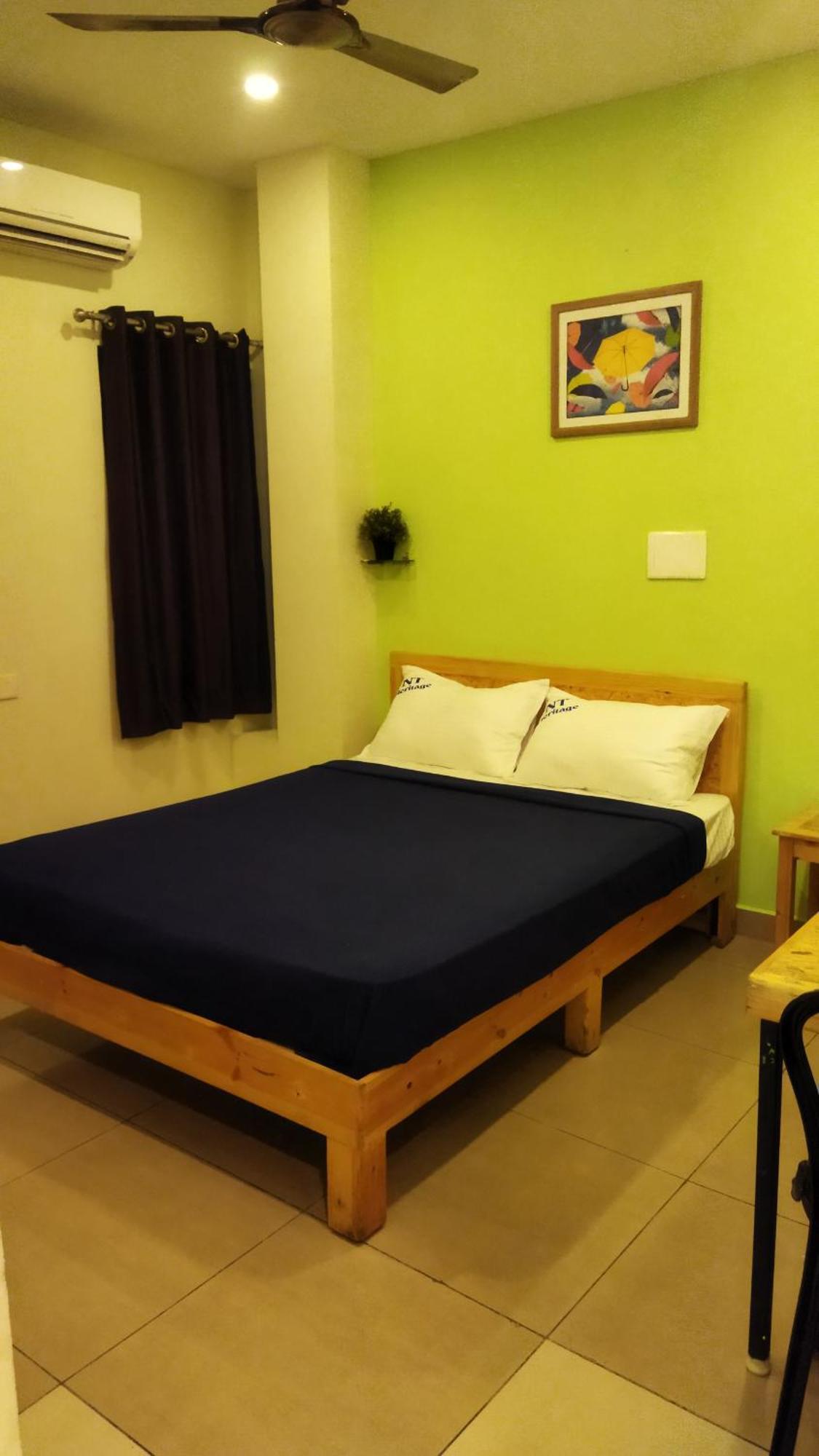 Chaplin Hotel Pondicherry Exterior foto