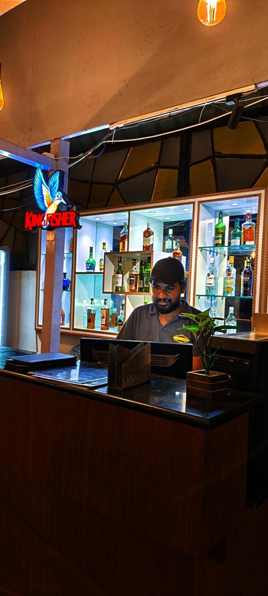 Chaplin Hotel Pondicherry Exterior foto